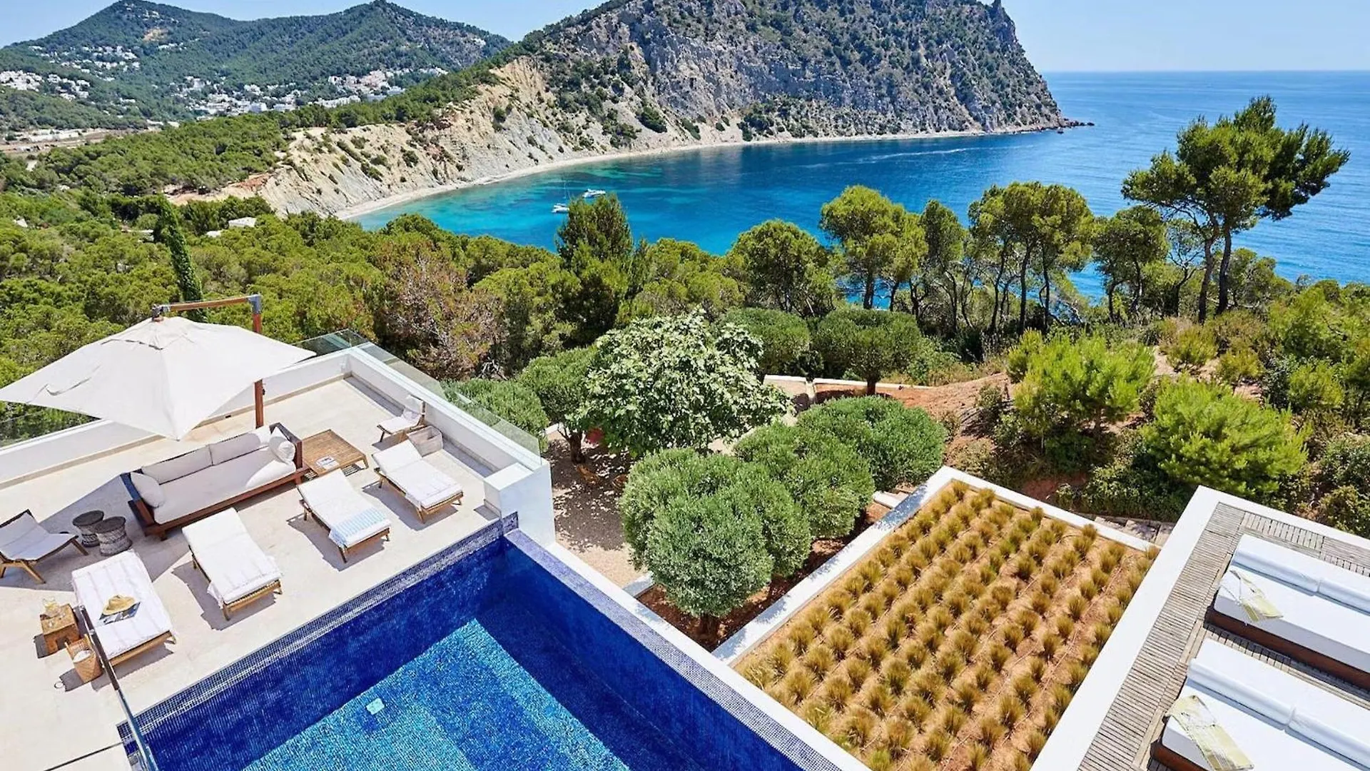 Magnificent Villa In Luxurious Retreat Cala Llonga  0*, Cala Llonga (Ibiza) Spanje