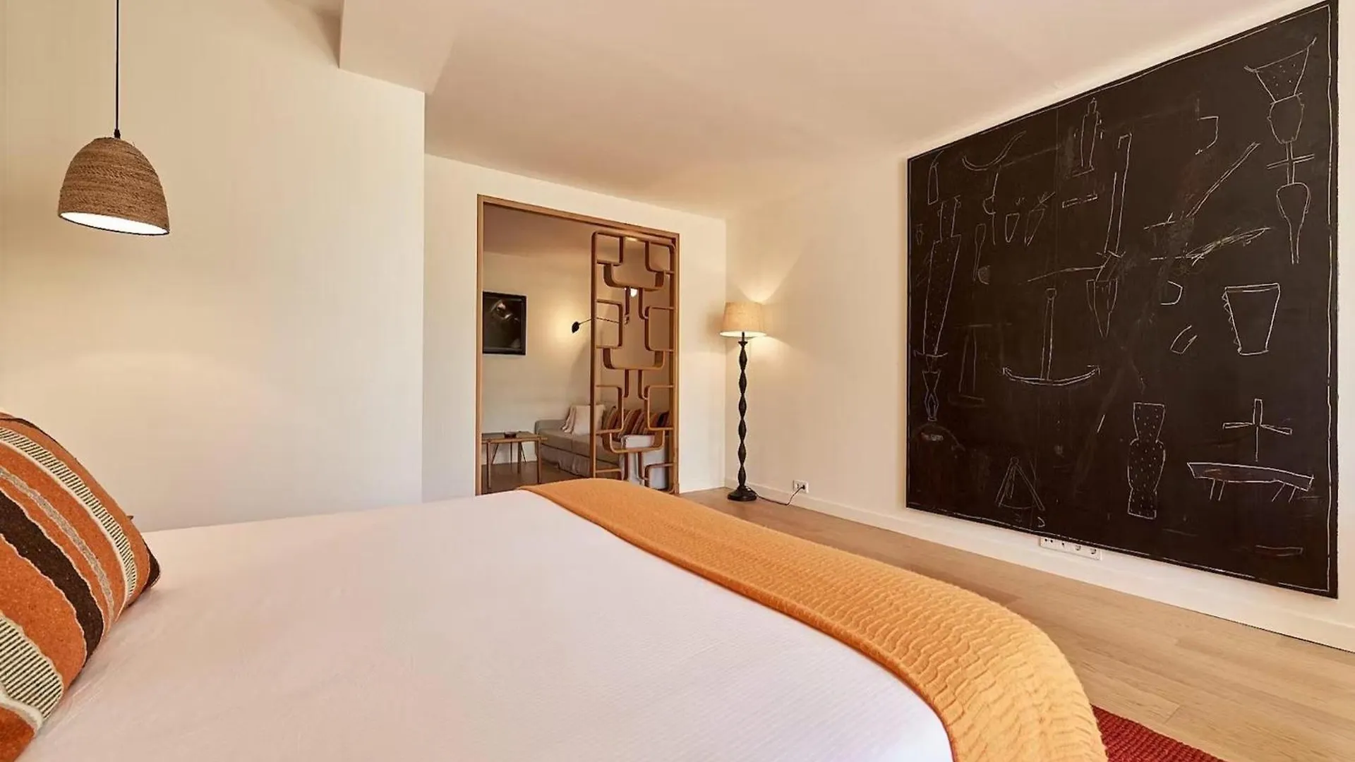 Magnificent Villa In Luxurious Retreat Cala Llonga  Spanien